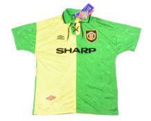 MANCHESTER UNITED - OFFICIAL MAN UTD 1992-94 THIRD KIT SHIRT