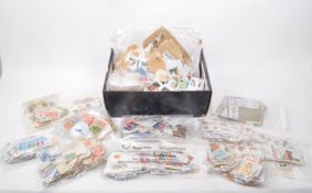 COLLECTION OF KILOWARE POSTAGE STAMPS