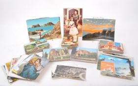 COLLECTION OF 20TH CENTURY POSTCARDS.