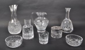 COLLECTION OF EIGHT 20TH CENTURY CRYSTAL GLASS PIECES