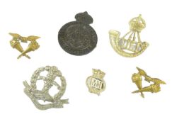 COLLECTION OF BRITISH WORLD WAR BADGE
