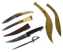 COLLECTION OF ASSORTED KNIVES & DAGGERS