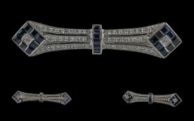 Art Deco Style Attractive 18ct White Gol