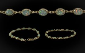 Ladies - Pleasing Quality 9ct Gold Opal