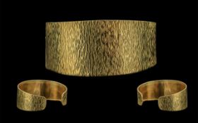 A Fine Quality - Superior 18ct Gold Planished Cuff Bangle, Marked 750 - 18ct. Size 1.25 Inches - 3.