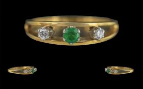 Ladies Attractive 18ct Gold 3 Stone Diamond and Emerald Set Ring, Open worked Setting.