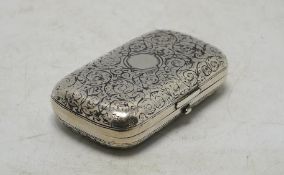 A late 19th century Russian 84 zolotnik and niello ovoid snuff box, Moscow, 1879, 96mm, gross 104