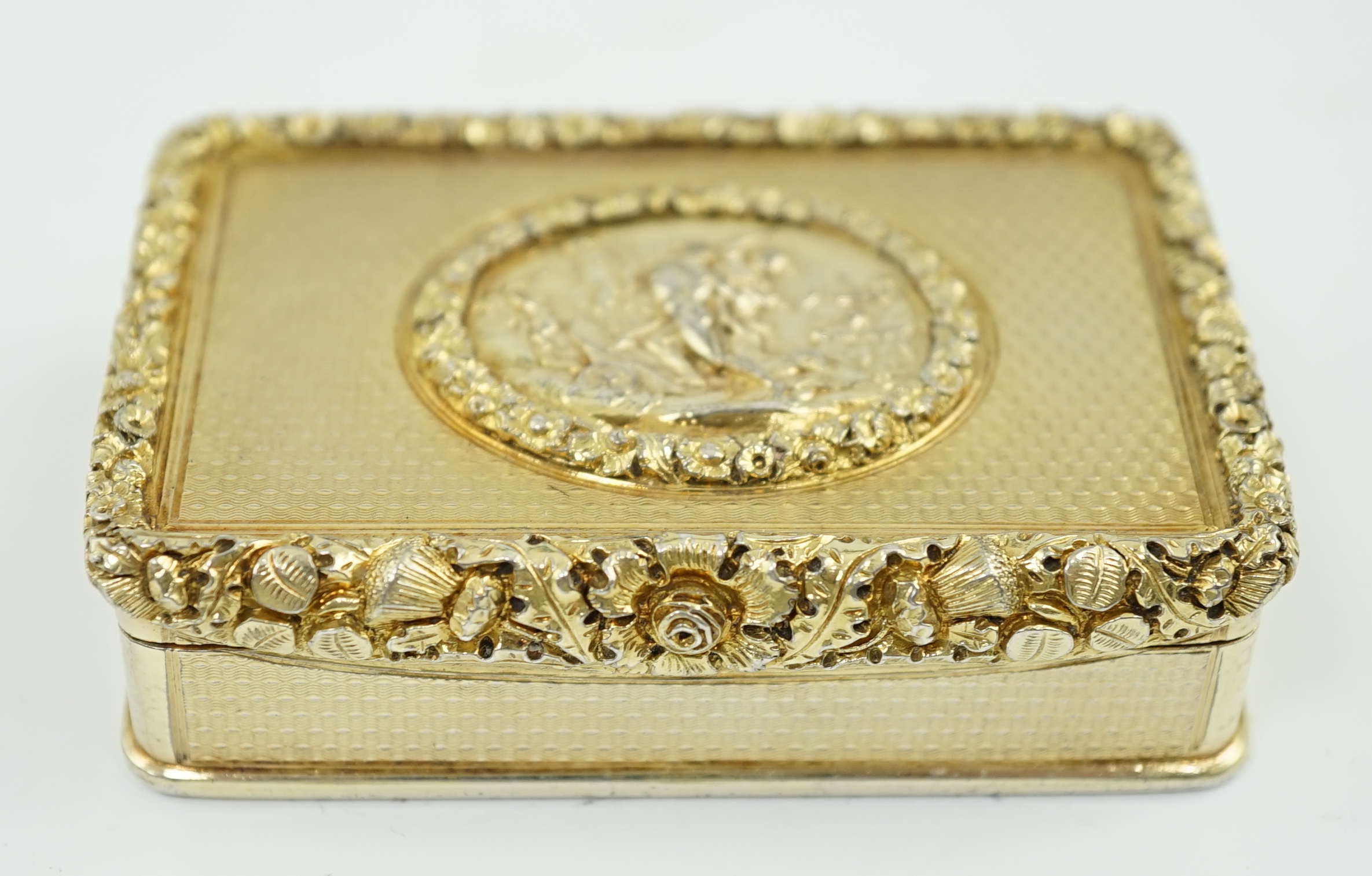 A late George III engine turned silver gilt rectangular snuff box, by William Snooke Hall, the cover - Image 2 of 2