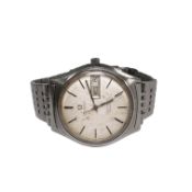 A gentleman's 1970's? stainless steel Omega Seamaster quartz wrist watch, on a stainless steel Omega