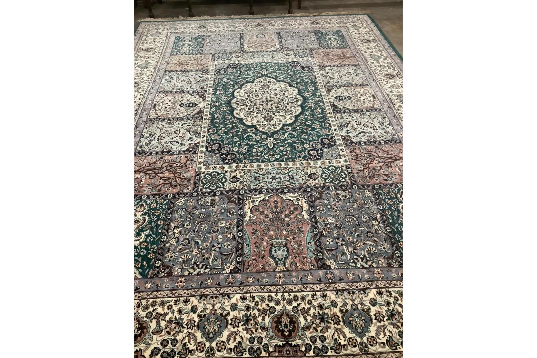A large Indian Kashmir carpet, 420 x 300cm. Condition - good - Image 1 of 3