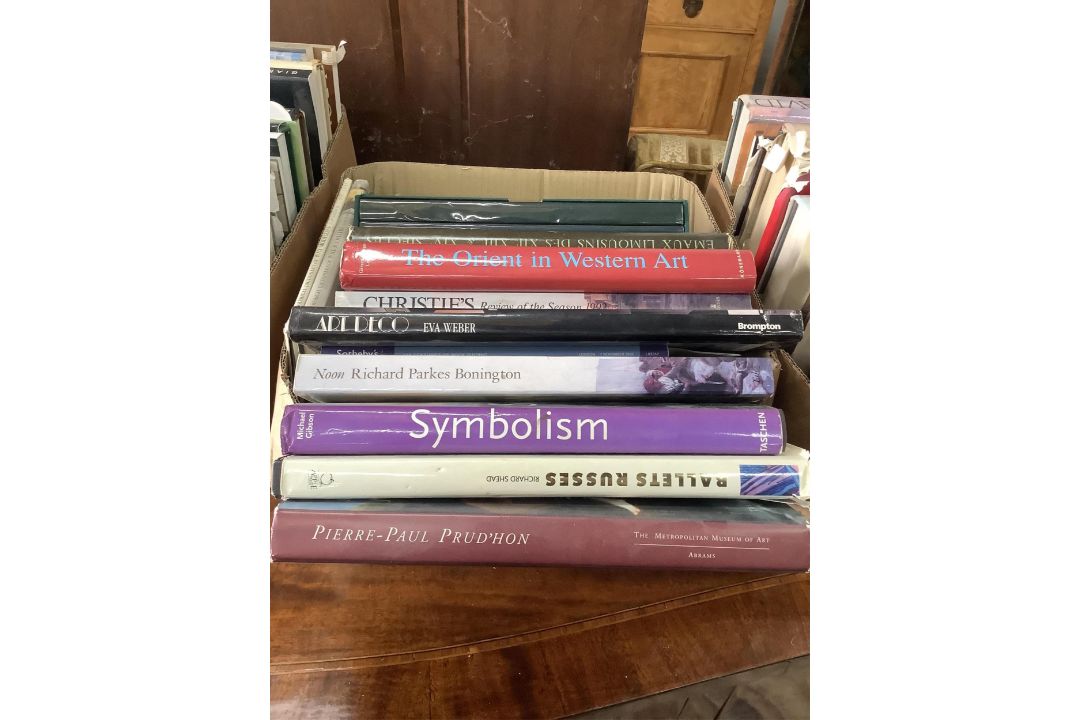 ° ° Four boxes of Art Reference books and catalogues (approx. 60). Condition - fair - Image 4 of 5