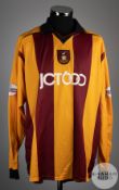 Andy Myres claret and amber No.3 Bradford City long-sleeved shirt, 2001-03