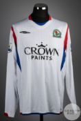 David Dunn signed white No.8 Blackburn Rovers long sleeved shirt, 2010-11