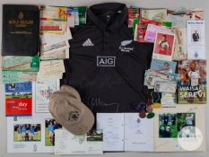 Collection of various golf autographs including Ernie Els