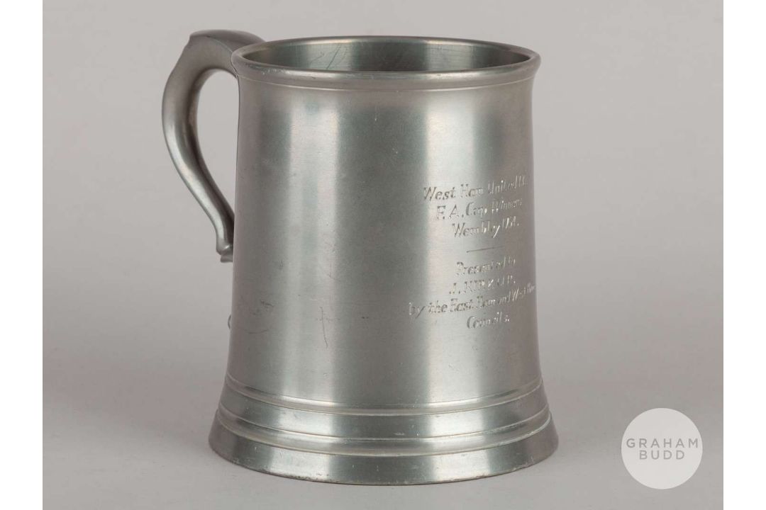 Joe Kirkup pewter prestation tankard, 1964 - Image 1 of 4