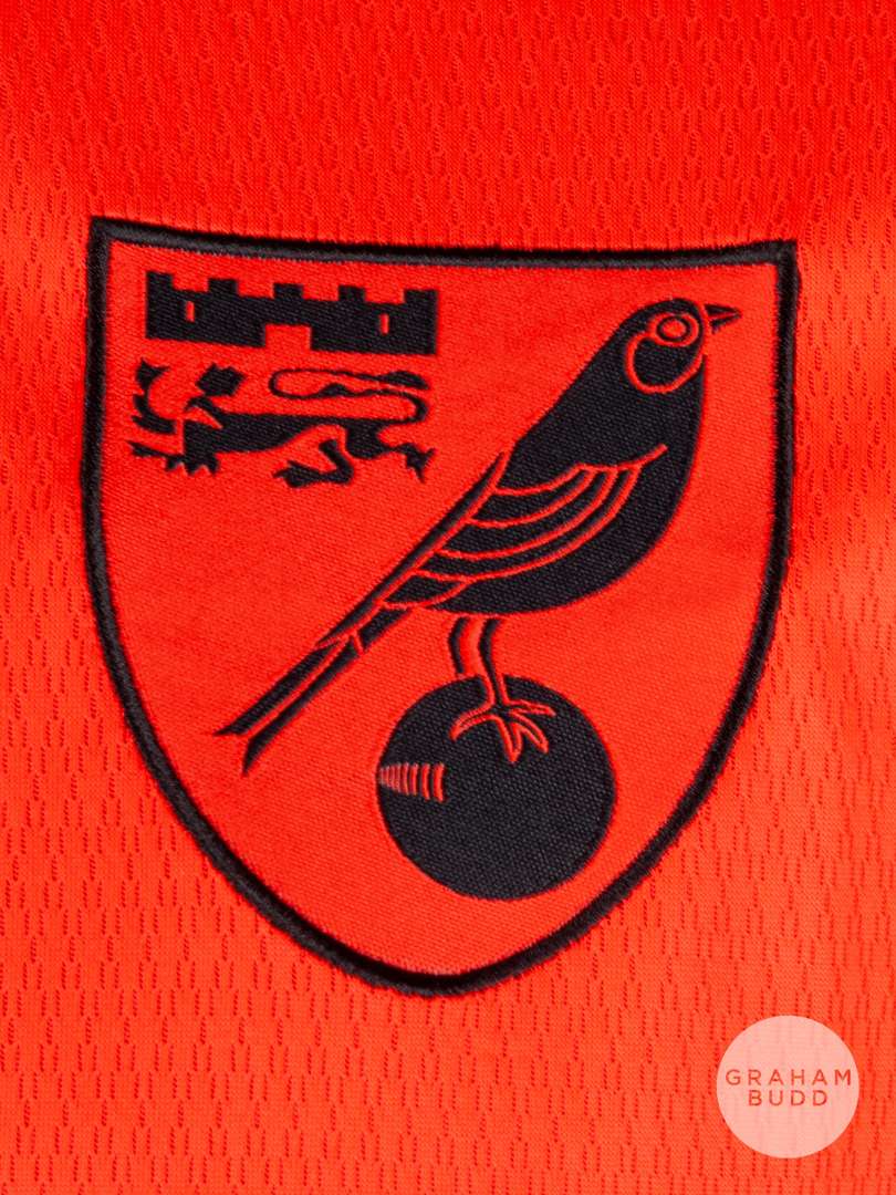 Pierre Lees-Melou orange No.20 Norwich City short-sleeved shirt, 2021-22 - Image 3 of 5