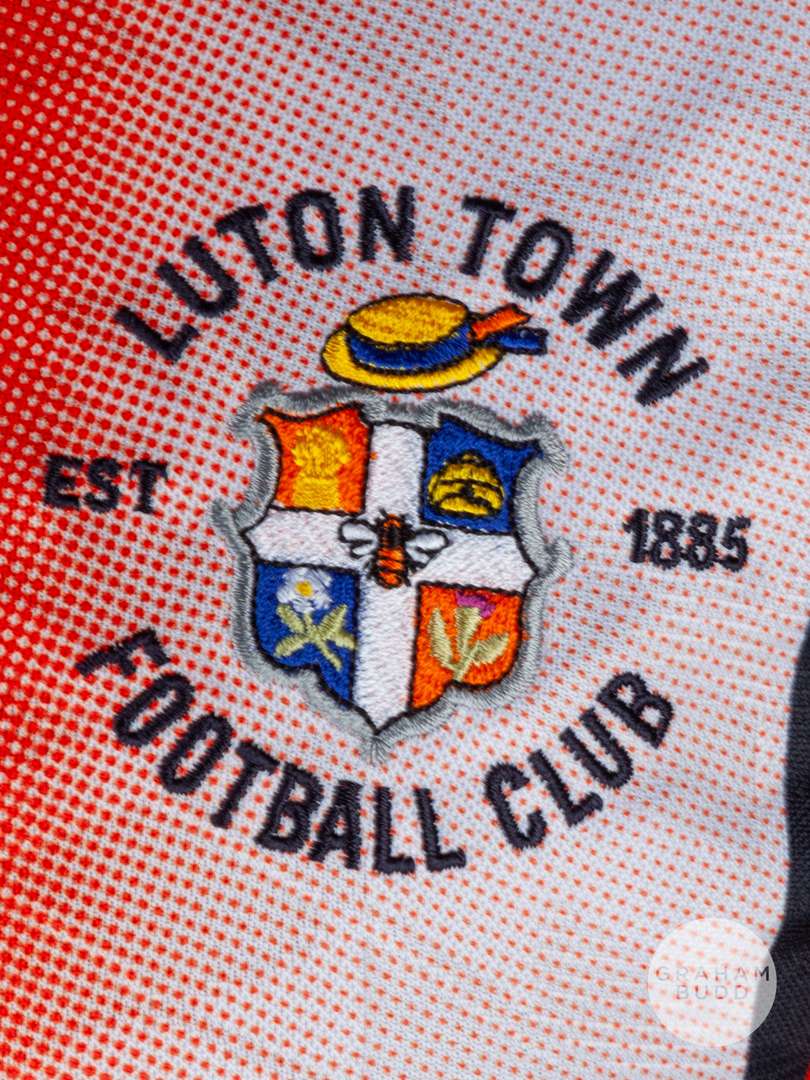 Andros Townsend Sr. orange No.30 Luton Town short-sleeved shirt, 2023-24 - Image 3 of 5