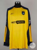 David Seaman yellow and black No.1 Manchester City goalkeepers shirt, 2003-04.