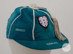 Viv Anderson blue England v. Mexico and USA International Cap, 1984-85