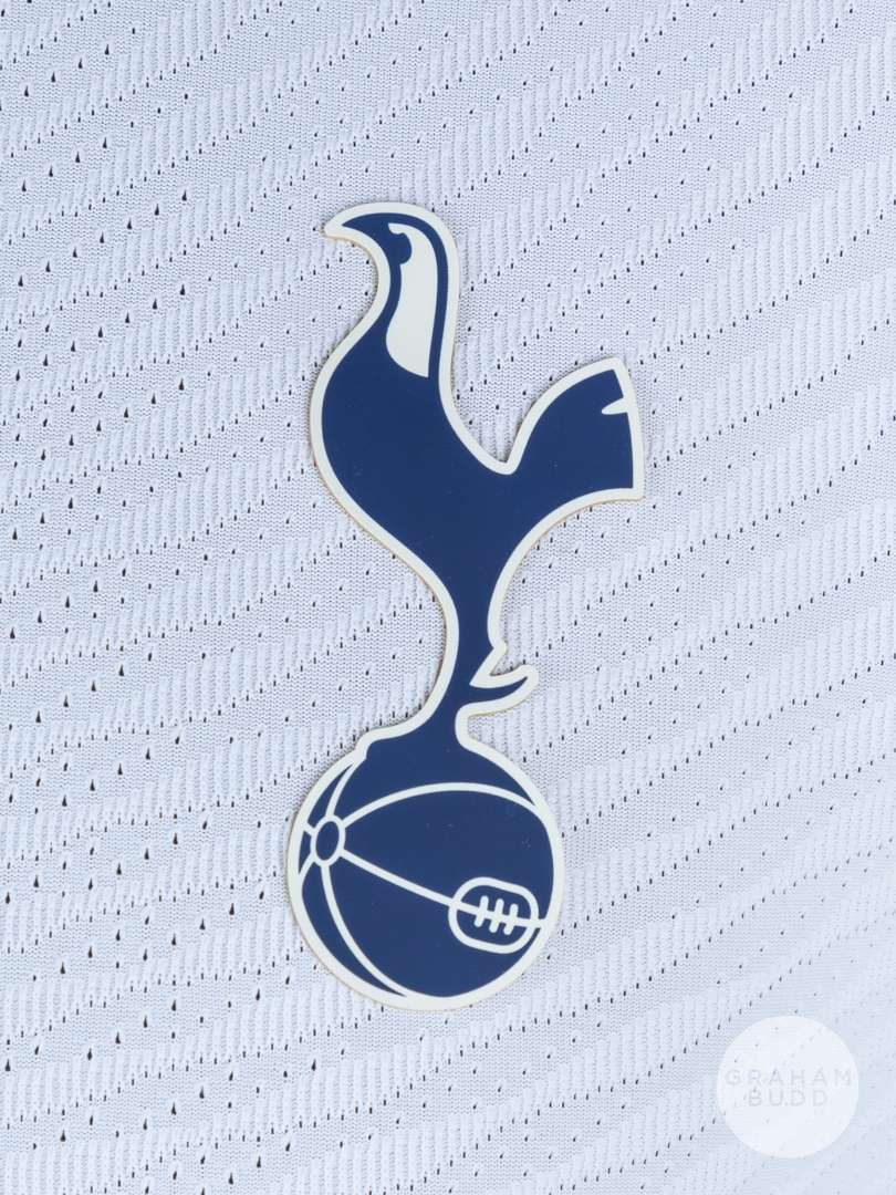 Harry Kane white No.10 Tottenham Hotspur short-sleeved shirt, 2021-22. - Image 3 of 5
