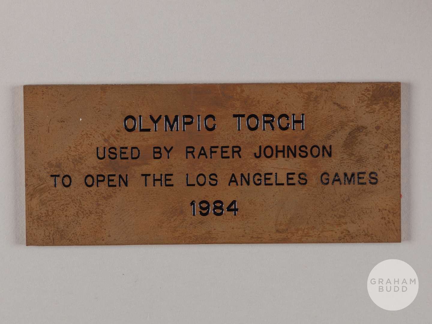 Los Angeles 1984 Olympic Games bearer's torch, brass-finished aluminum with tan leather handle - Image 3 of 3