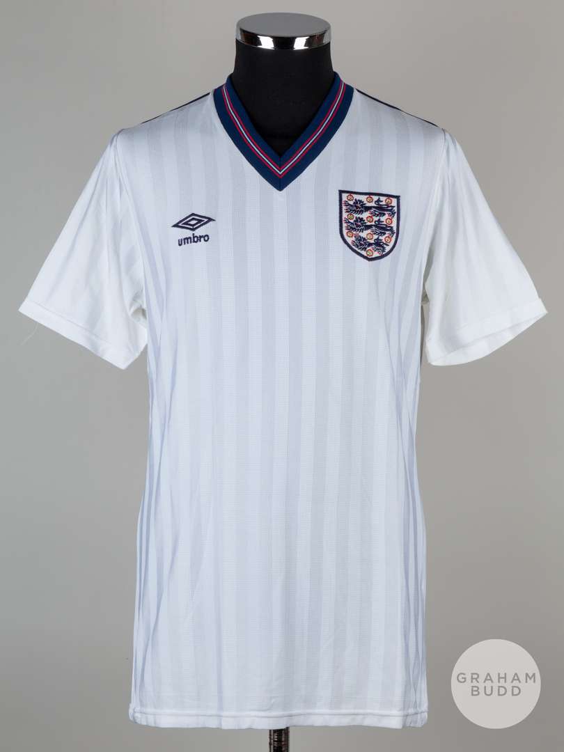 Viv Anderson white No.12 England match issued short-sleeved shirt, 1986