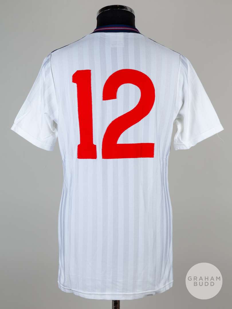 Viv Anderson white No.12 England match issued short-sleeved shirt, 1986 - Image 2 of 5