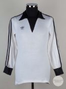 Viv Anderson white and black No.15 New Zealand long-sleeved shirt