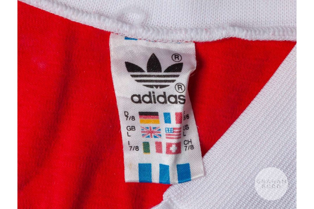 Viv Anderson red and white No.8 Turkey v. England match worn short-sleeved shirt, 1987 - Image 5 of 5
