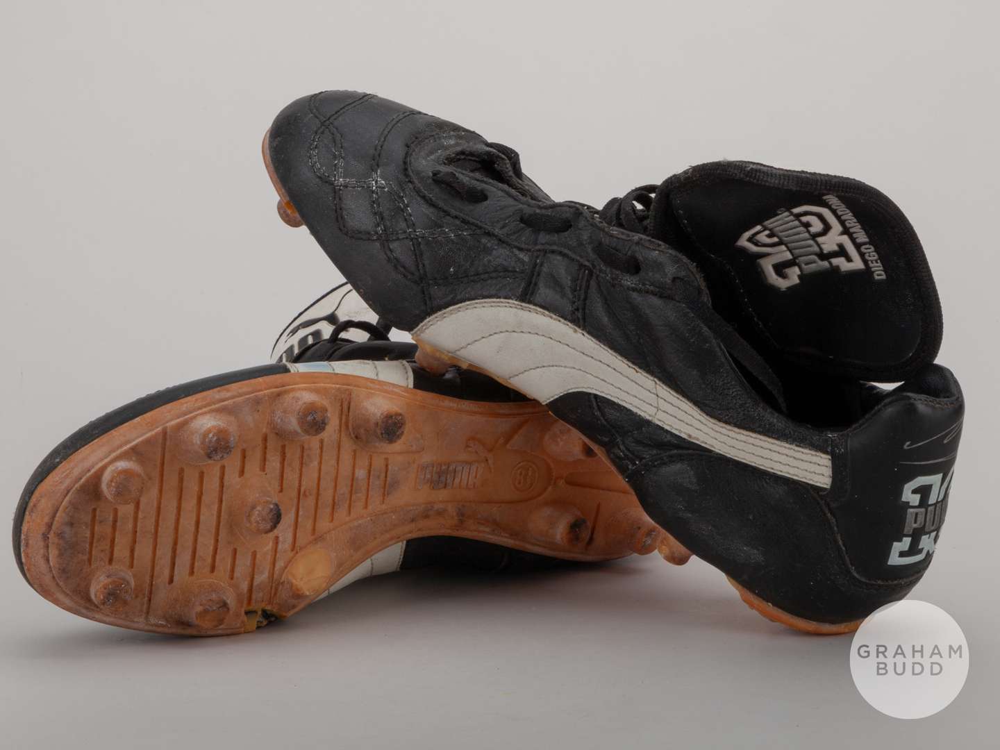 Maradona pair of match issued/worn Puma Diego Maradona, 1996-97. - Image 2 of 5