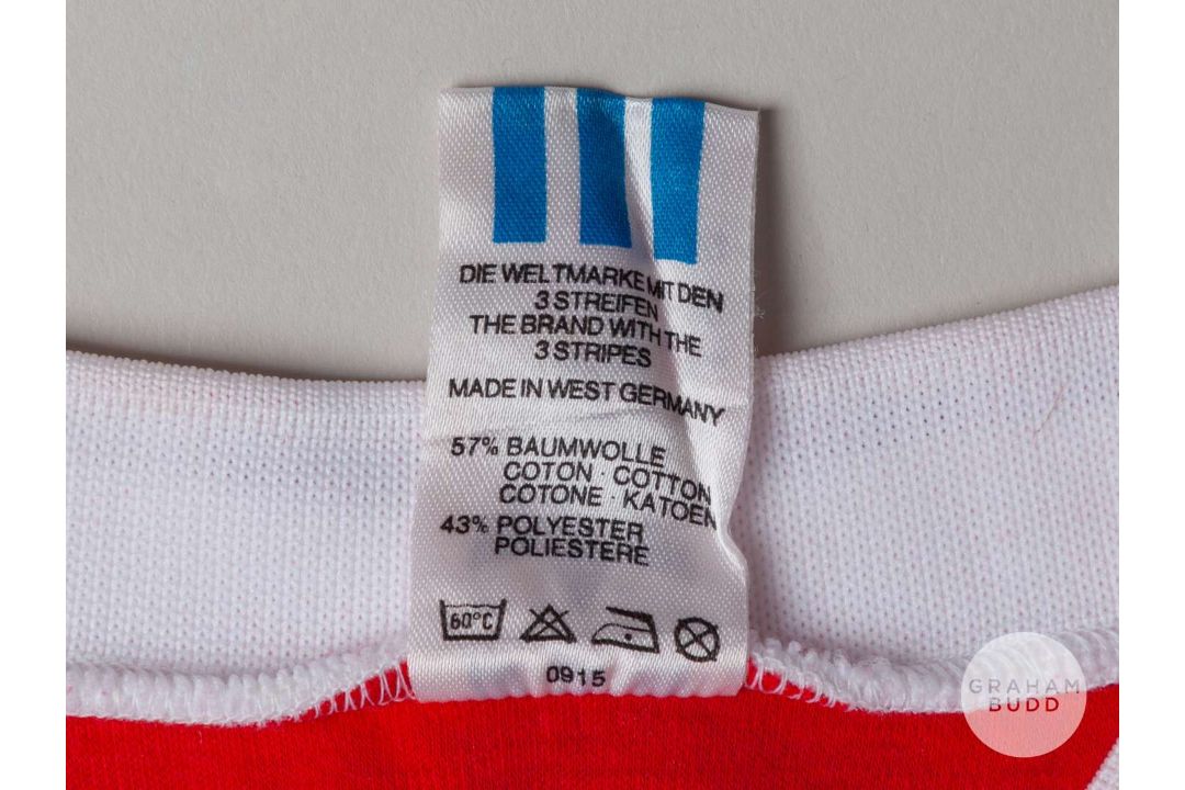 Viv Anderson red and white No.8 Turkey v. England match worn short-sleeved shirt, 1987 - Image 4 of 5