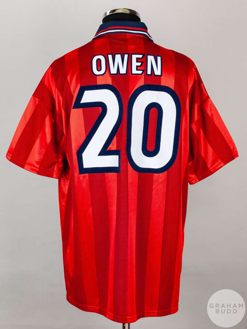 Michael Owen red No.20 England short sleeved 1998 shirt. - Image 2 of 5