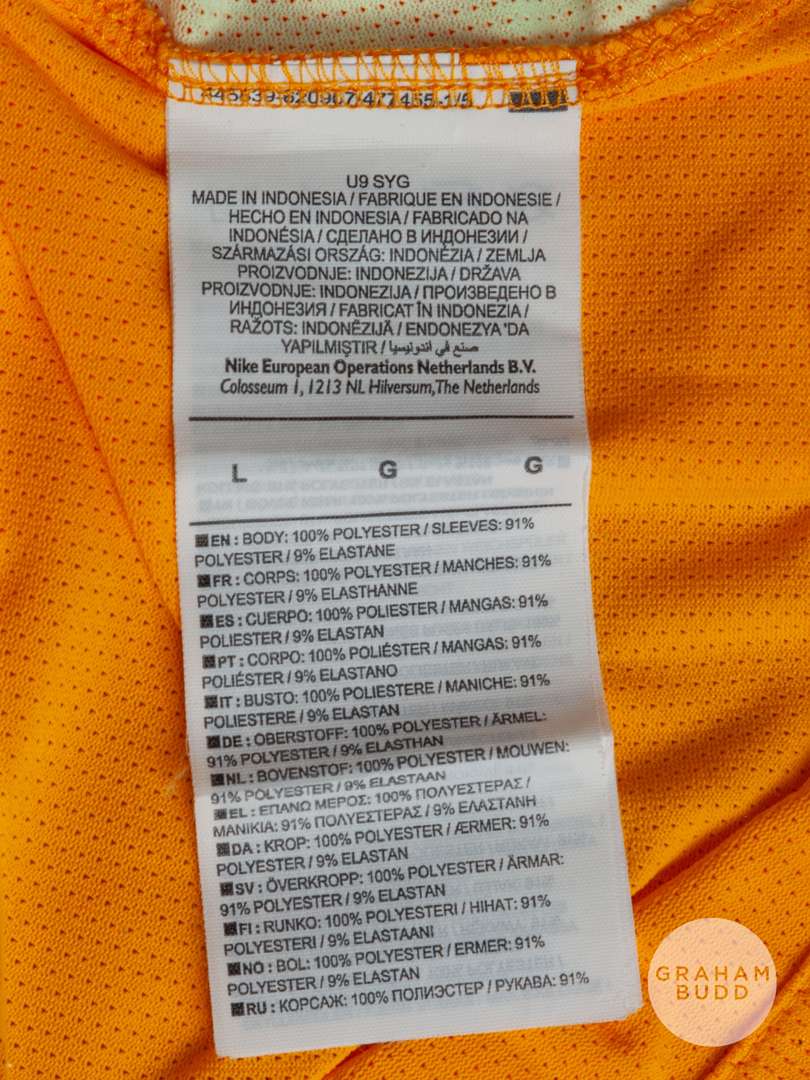 Hugo Lloris yellow No.1 Tottenham Hotspur long-sleeved 3rd choice goalkeeper shirt, 2019-20. - Image 5 of 5