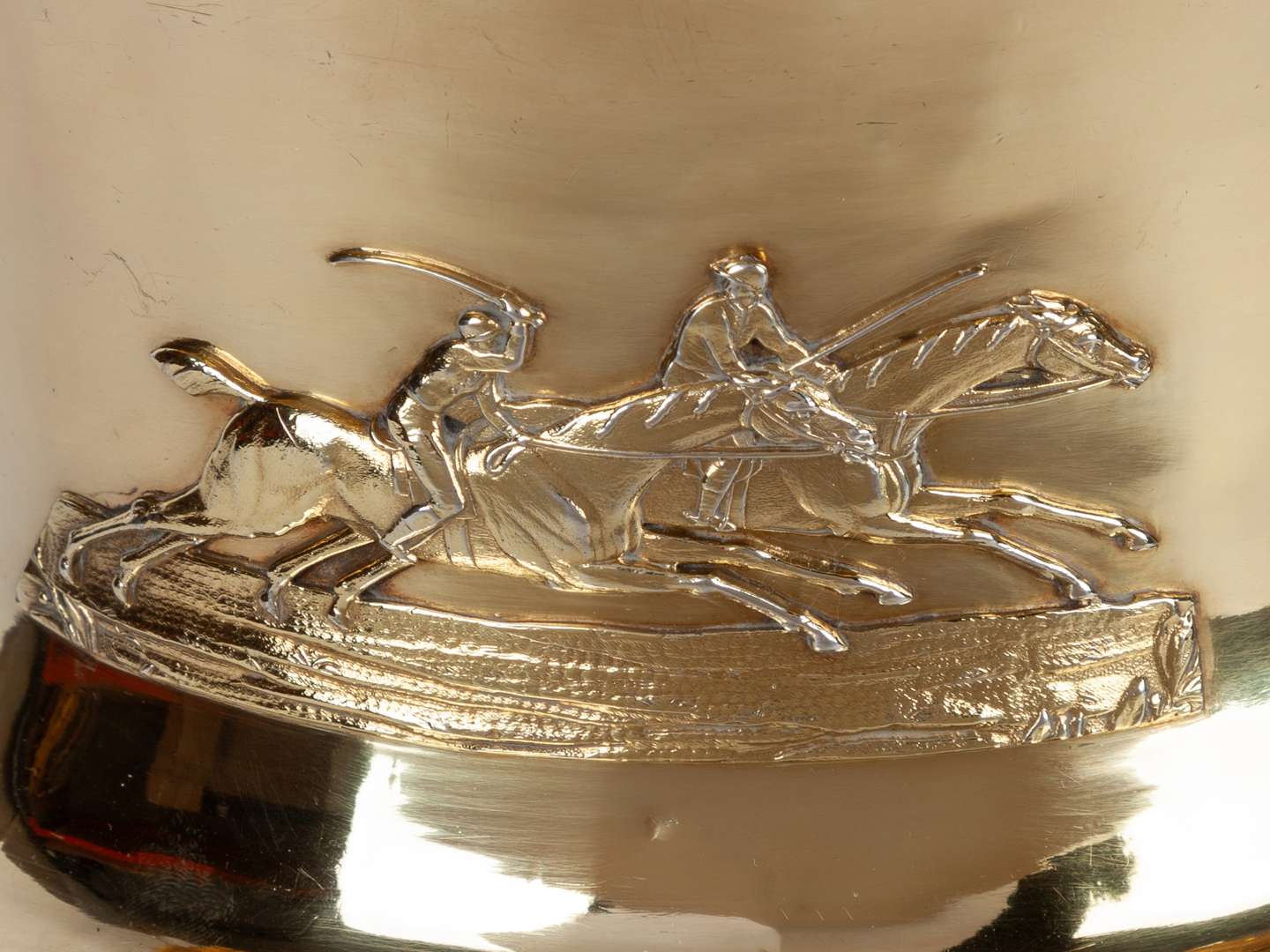 The trophy for the 1830 Richmond Cup won by Lord Milton’s racehorse Medoro. - Image 3 of 13