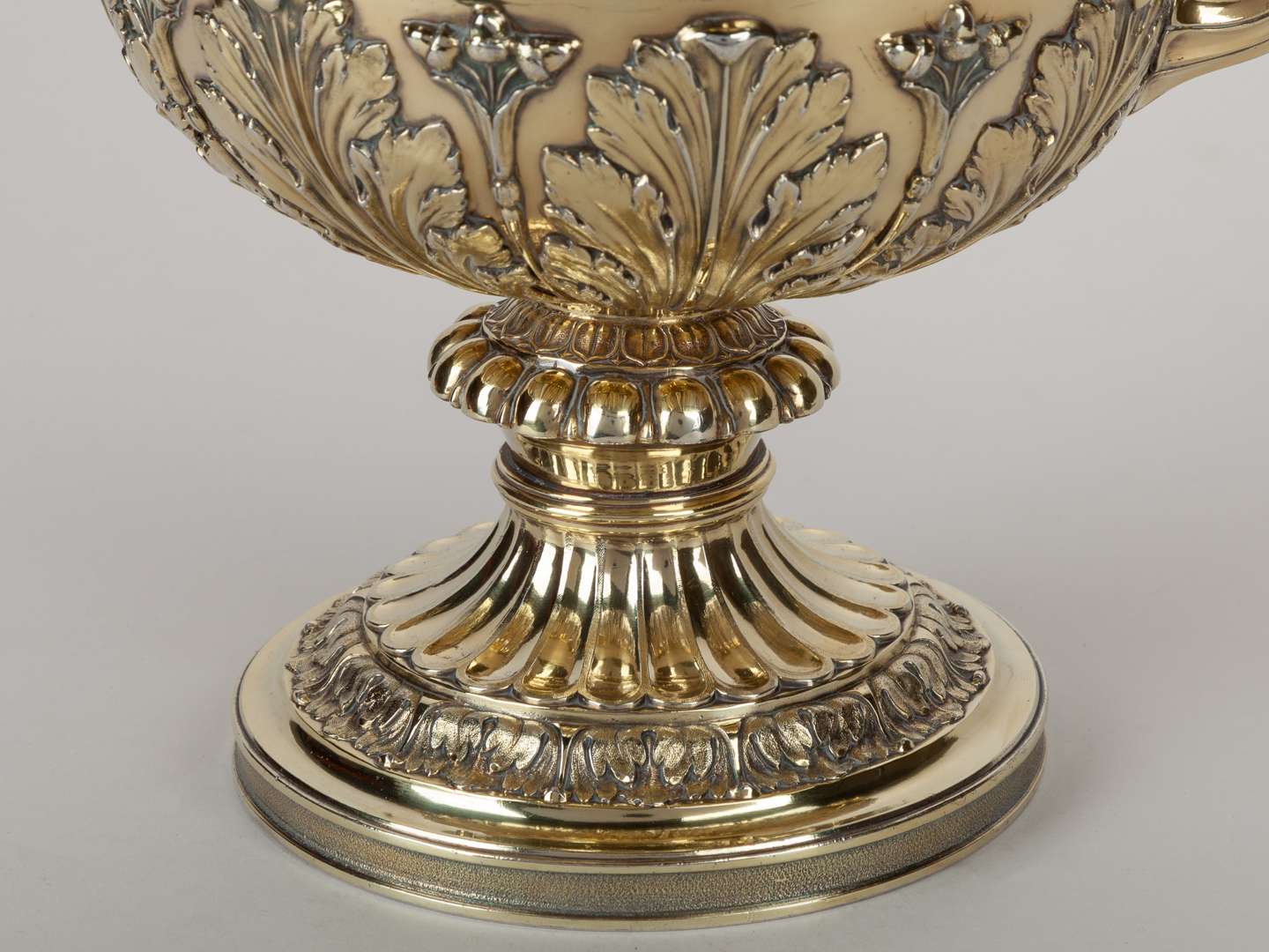 The trophy for the 1830 Richmond Cup won by Lord Milton’s racehorse Medoro. - Image 8 of 13