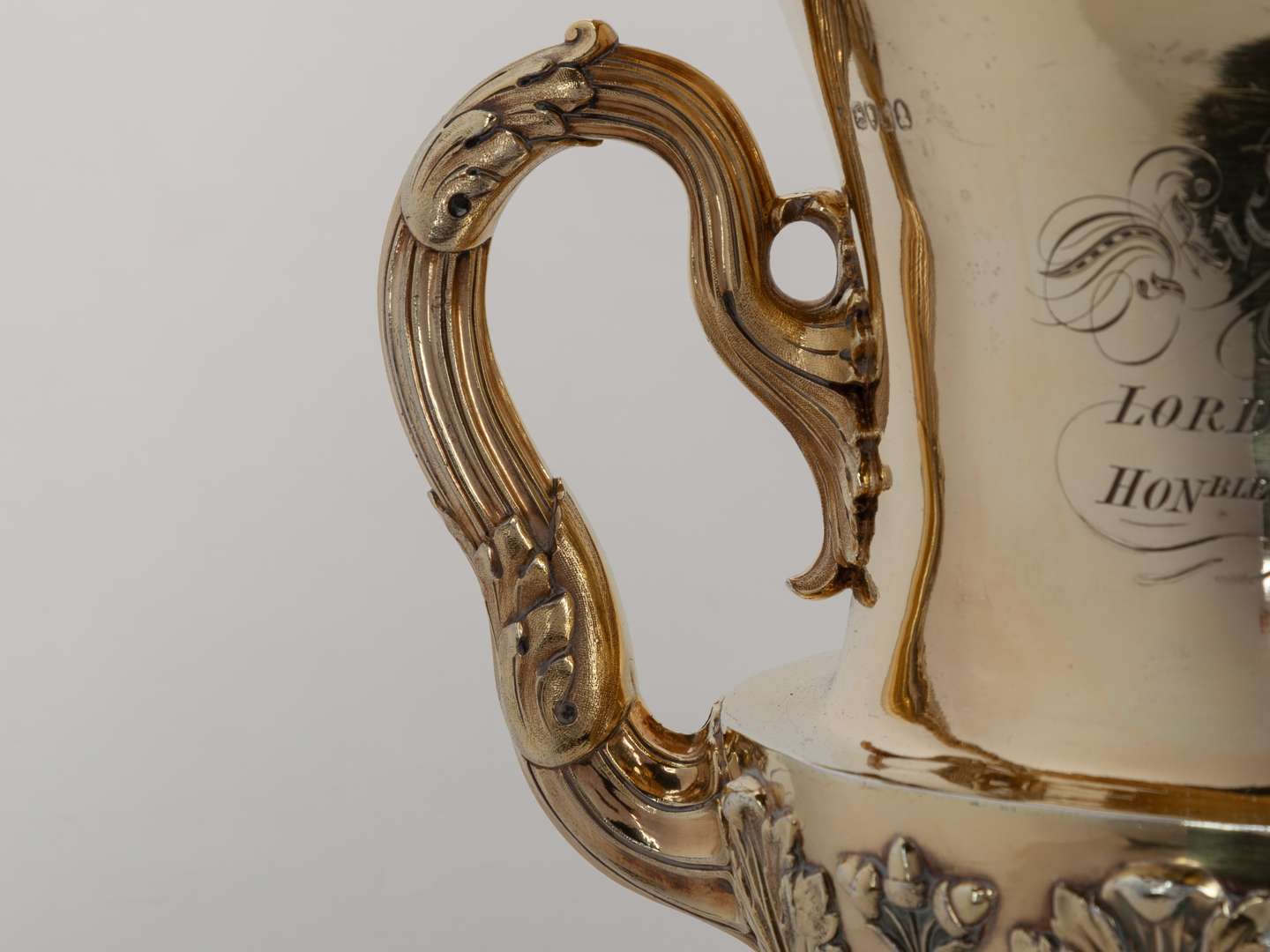 The trophy for the 1830 Richmond Cup won by Lord Milton’s racehorse Medoro. - Image 4 of 13
