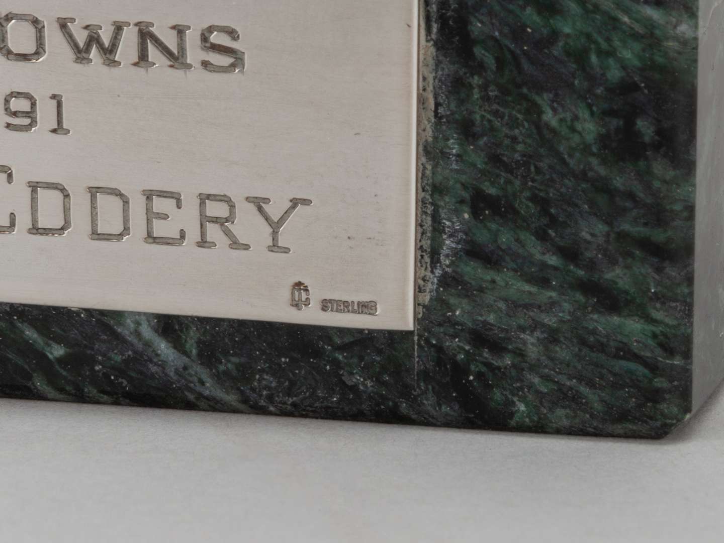 Winning jockey's trophy awarded to Pat Eddery for victory on Sheikh Albadou, Breeders' Cup Sprint. - Image 3 of 3