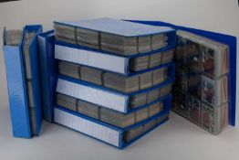 A large collection of modern golf cards in ten albums.