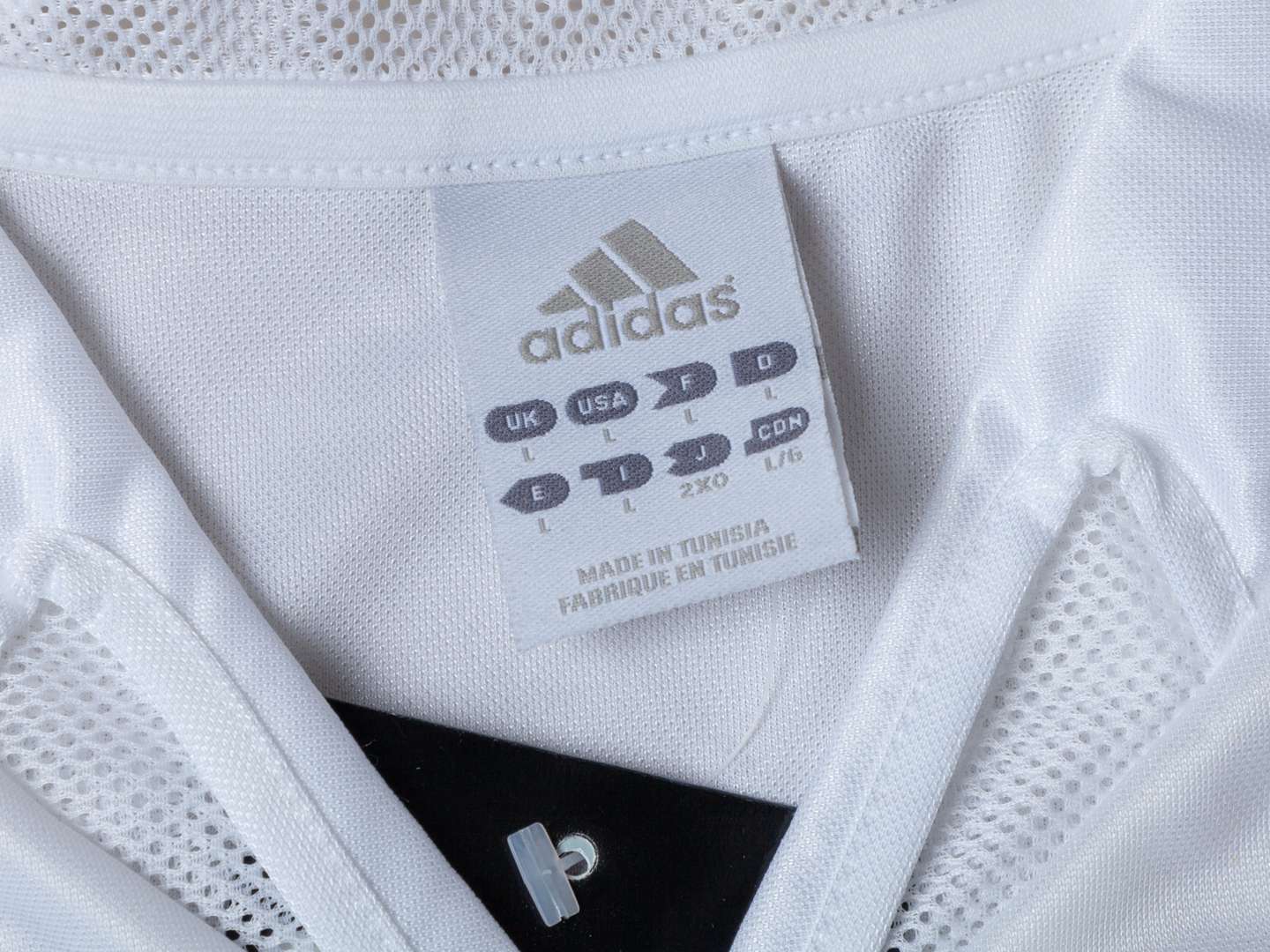 A white Real Madrid autographed shirt - Image 4 of 5