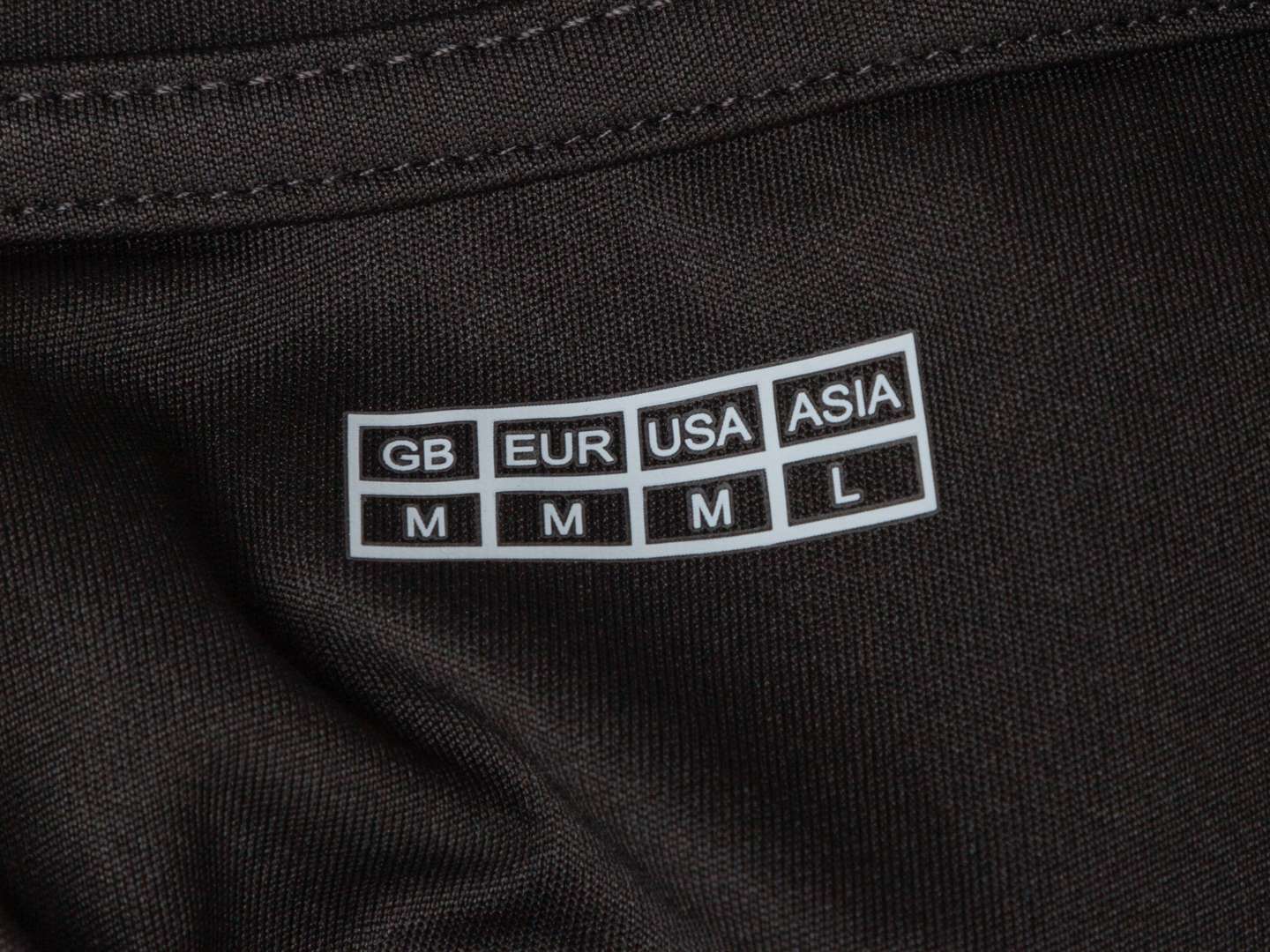 Laim Ridgewell No.6 Birmingham City away short-sleeved shirt, 2011-12 - Image 4 of 5