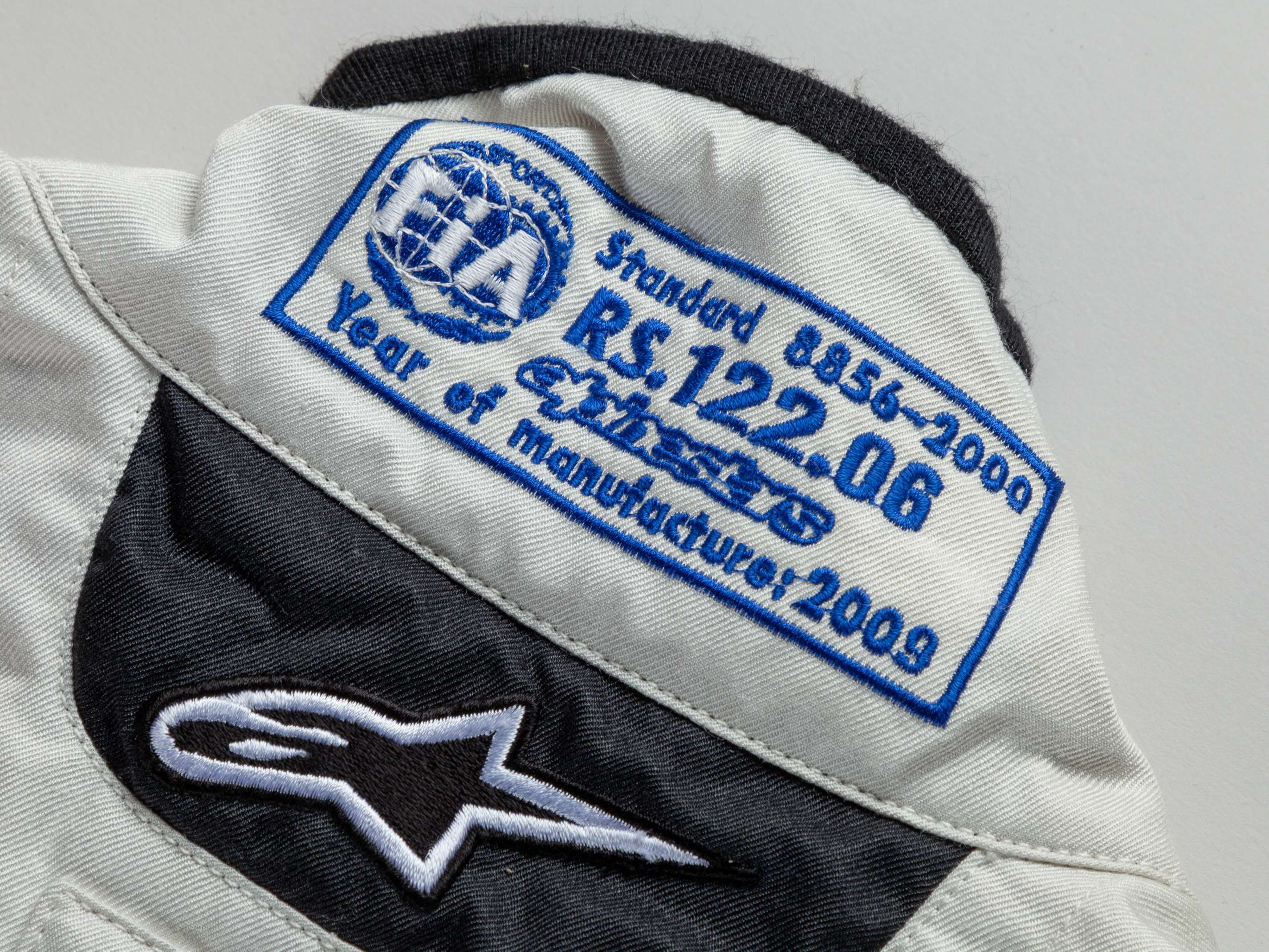 An original pit crew suit as used by a Force India team mechanic in the 2009. - Image 5 of 5
