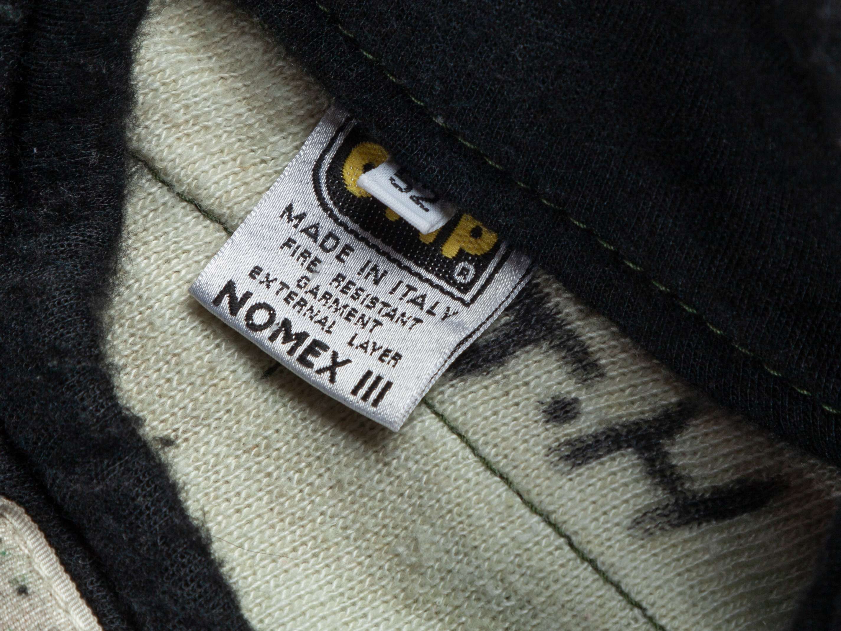 Johnny Herbert Jaguar test used race suit, by OMP - Image 5 of 7