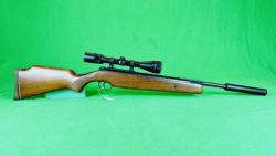Modern & Antique Sporting Guns, Air Weapons & Associated Goods, Taxidermy, ETC