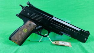 WEIHRAUCH HW 45 TARGET AIR PISTOL .