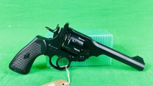 A BOXED AS NEW WEBLEY MKVI 6MM Co2 SERVICE REVOLVER WITH PAPERWORK - (ALL GUNS TO BE INSPECTED AND