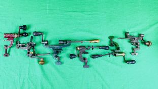 A GROUP OF 6 VARIOUS ANTIQUE AND VINTAGE SHOTGUN CARTRIDGE RELOADERS