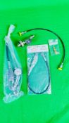 A GROUP OF HIGH PRESSURE HOSES AND GAUGES TO INCLUDE HYDRO TECH 500MM HOSE, ARROW-PRECISION GAUGE,