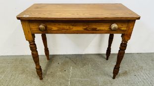 AN EDWARDIAN PITCH PINE SINGLE DRAWER SIDE TABLE W 92CM D 44CM H 74CM.