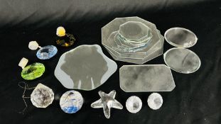 A GROUP OF SWAROVSKI CRYSTAL TO INCLUDE A STARFISH,