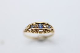 A 18CT GOLD VICTORIAN LADY'S RING,